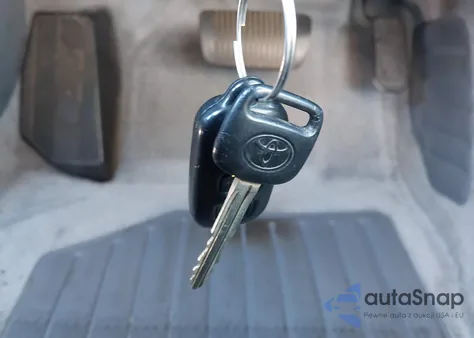 2001 Toyota Camry Le z USA, uszkodzony, nr VIN JT2BG22K310544713